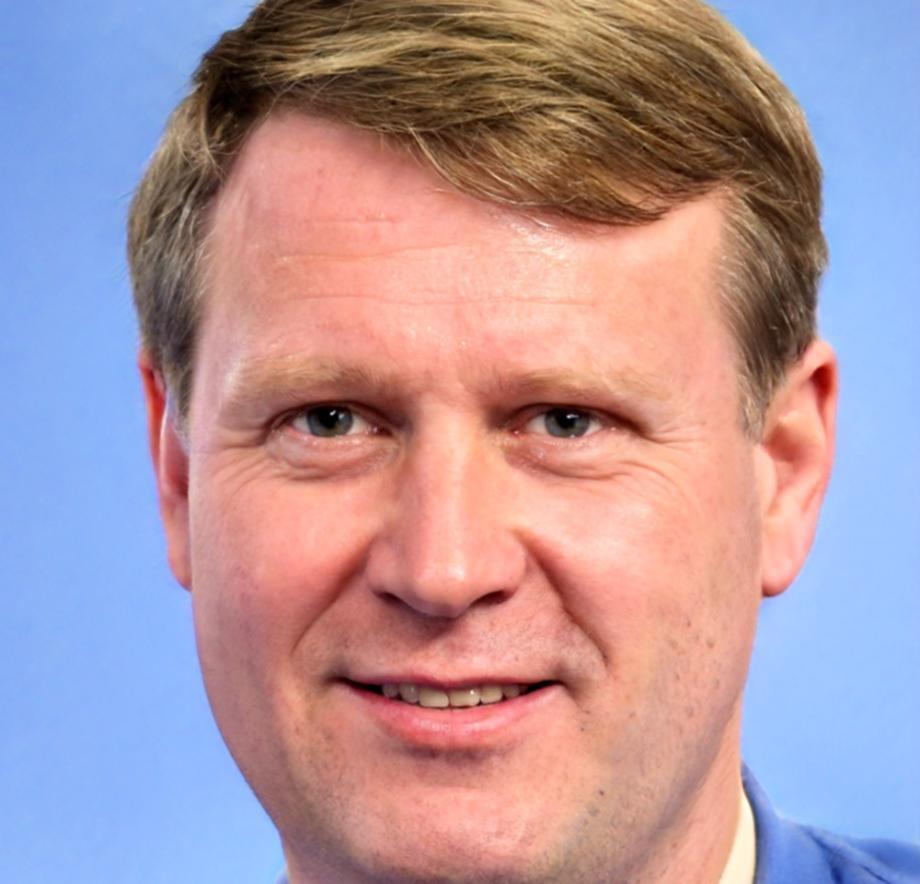 Ritratto professionale di Lazzaro Bianculli